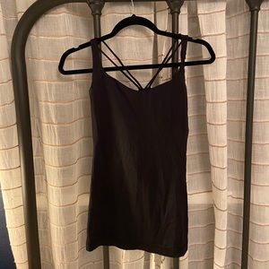 Lululemon workout top